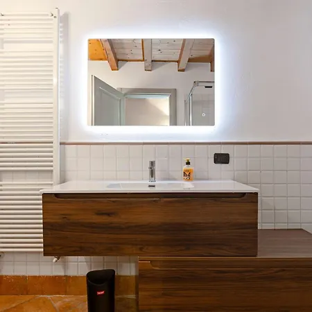 Апартаменты Atmosfera Di Casa Elfran Calore Tradizione In Area Pedonale Бергамо