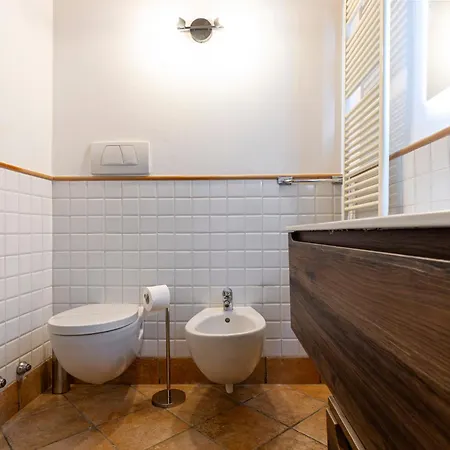 Atmosfera Di Casa Elfran Calore Tradizione In Area Pedonale Bergamo