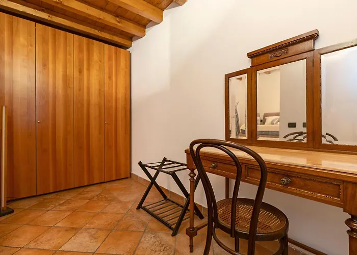 Atmosfera Di Casa Elfran Calore Tradizione In Area Pedonale Bergamo